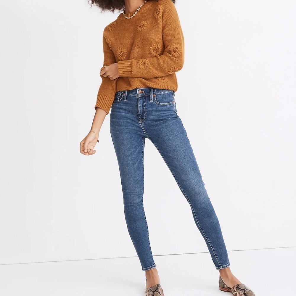 10" High-Rise Skinny Jeans in Wendover Wash: TENCEL Denim Edition Size 25